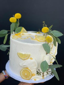 Lemon Vainilla Bean Mascarpone Cake
